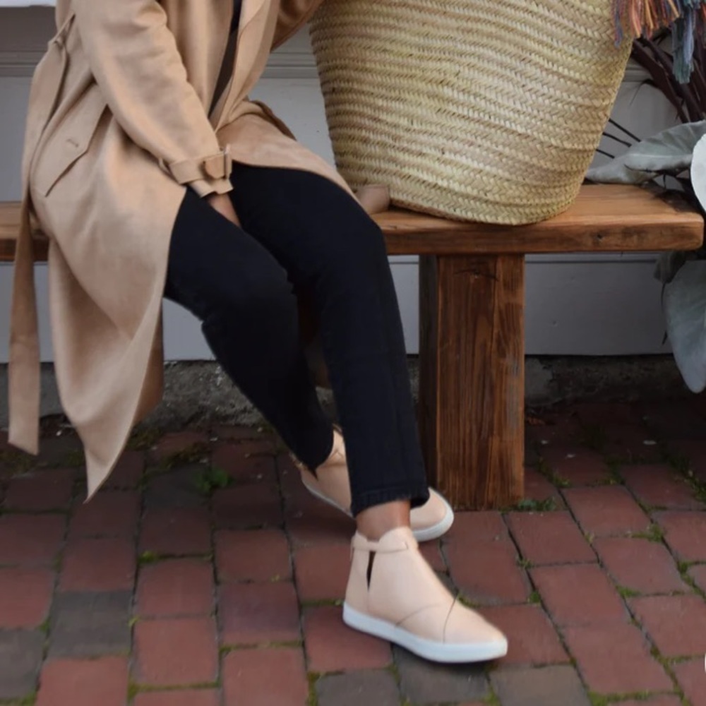 Cocktail Sneakers The Outsider in Blush Size 10